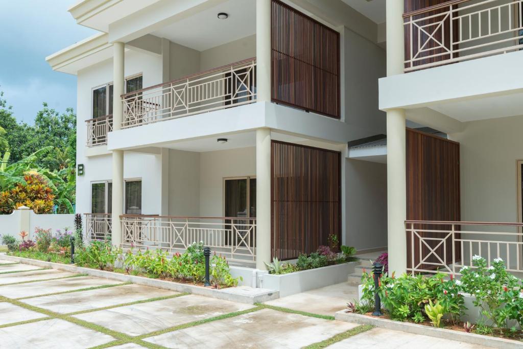 Three Bedroom Apartment